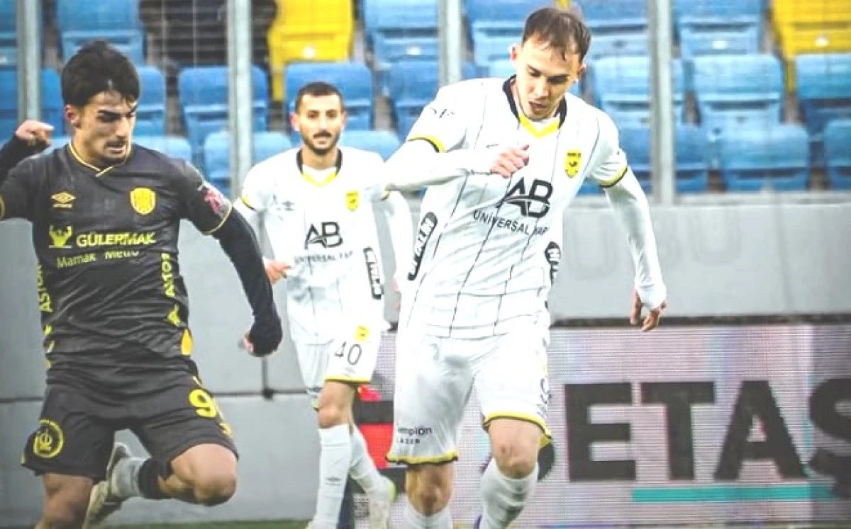 Adana 01 FK Başkent'te puanı kaptı:0-0