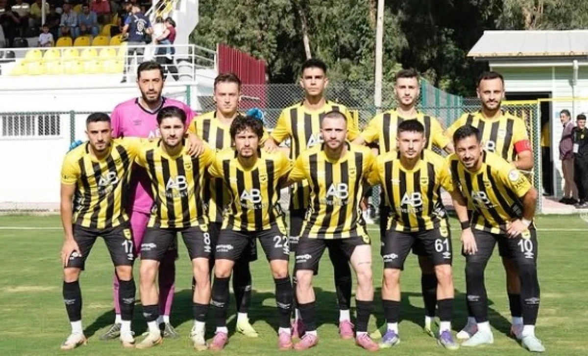 Adana 01 FK zirveden uzaklaştı:0-1
