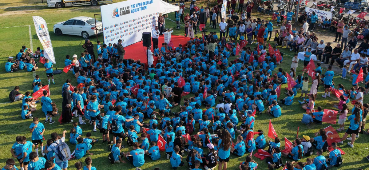 Adana B&uuml;y&uuml;kşehir Belediyesi Yaz Spor Okulları a&ccedil;ıldı