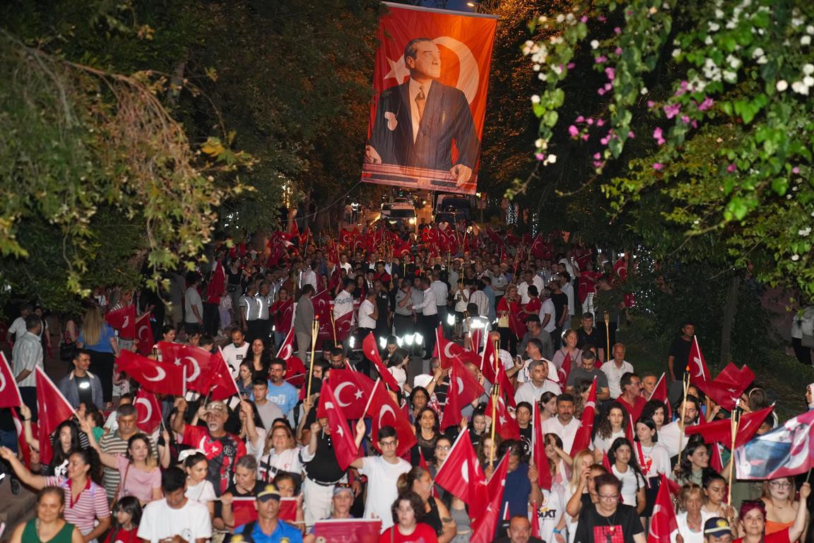 Adana; Mustafa Kemal Atatürk’ün yolunda yürüyor