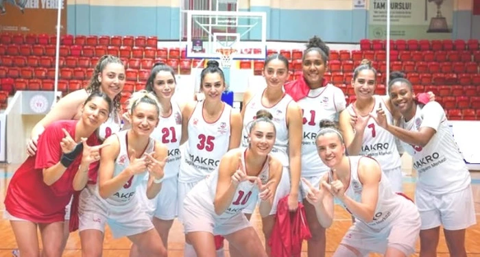    Adana Nova Basketbol Kırklareli'de Kayıp:69-72