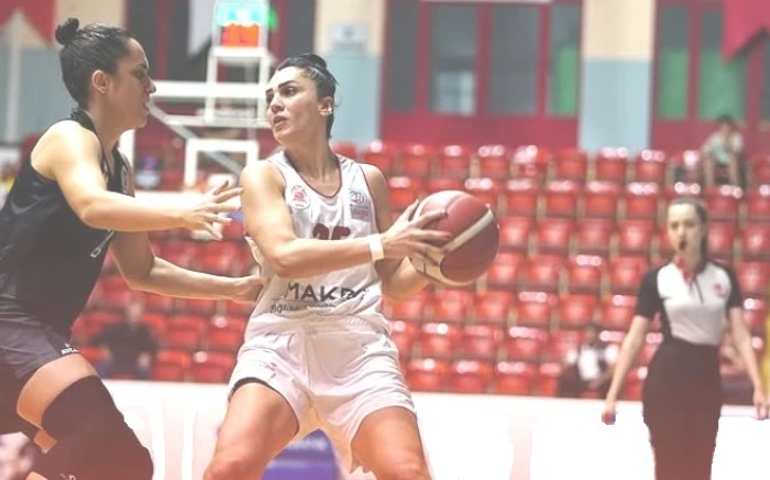 Adana Nova Basketbol moral buldu:76-74