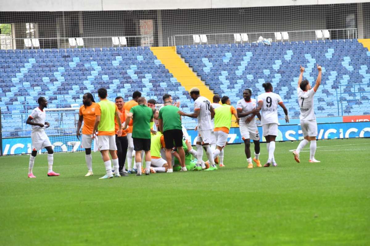 Adanaspor son anda kümede kaldı:1-0