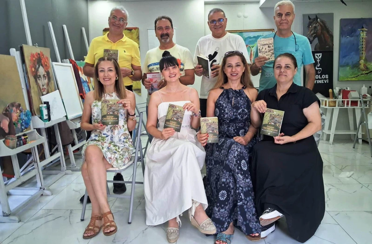 Artika Kitap Kul&uuml;b&uuml;'nde 'Puslu Kıtalar Atlası' &uuml;zerine edebi beyin fırtınası
