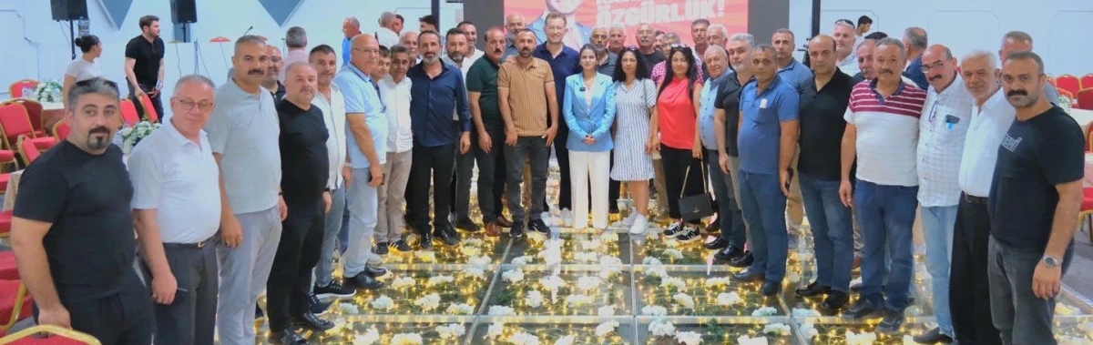 Ceyhan Belediye Başkan Vekili Yıldız muhtarlarla buluştu