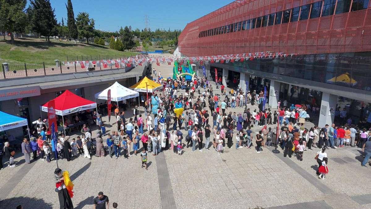 Çukurova’ya ve çocuklara yakışan şölen