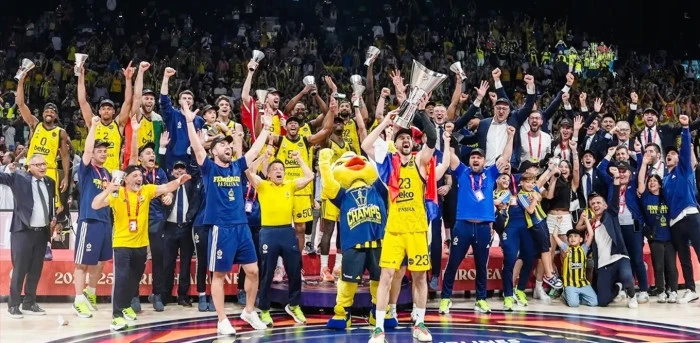 Fenerbahçe Beko 2.kez Euroleague şampiyonu:81-70