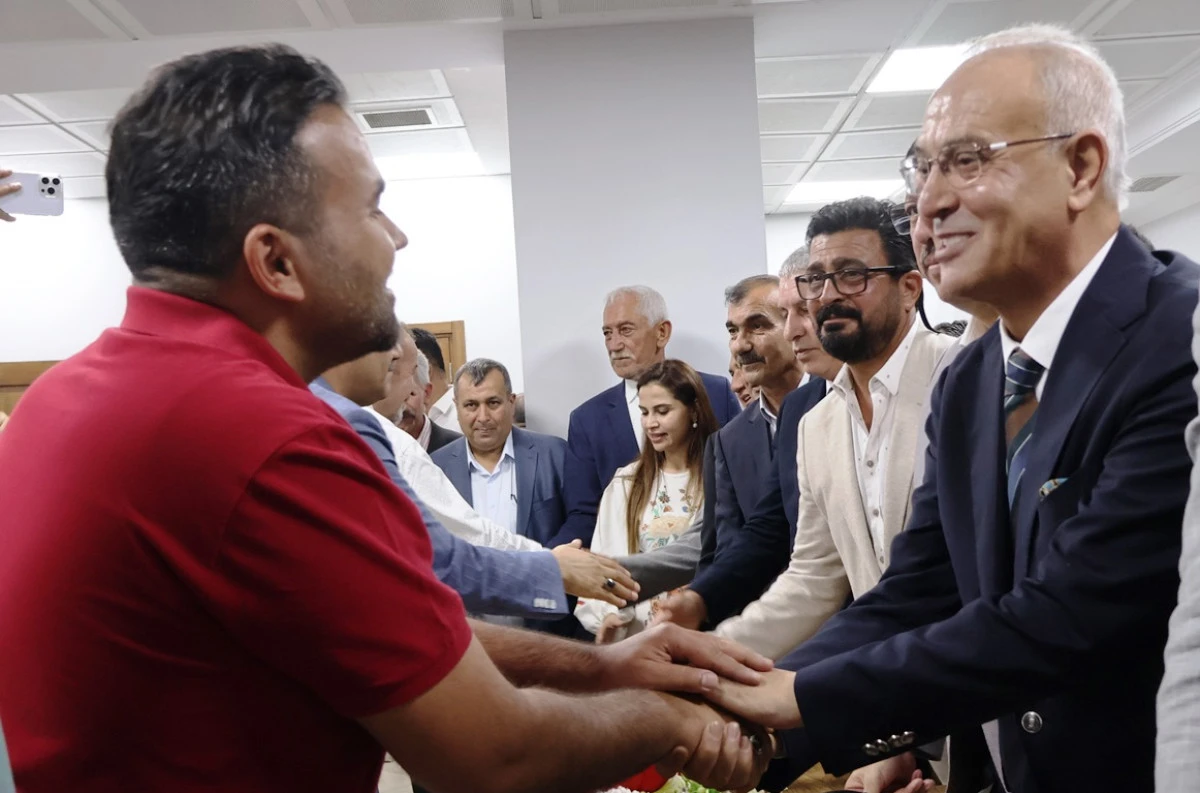 MHP Adana’da bayram coşkusu
