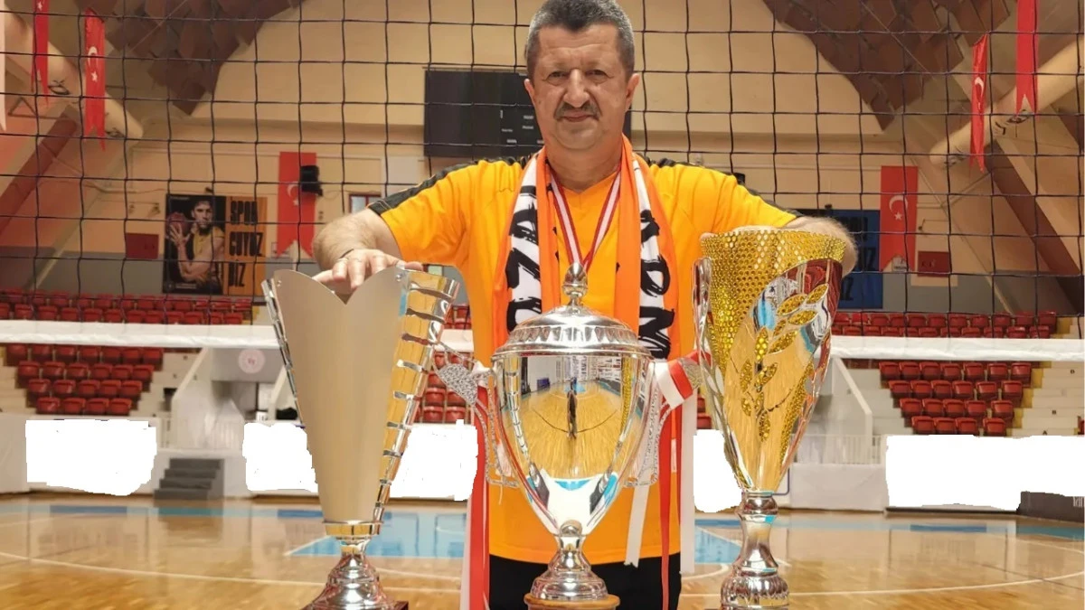 &Ouml;mer Bozdoğan&rsquo;a Takım Dayanmıyor!