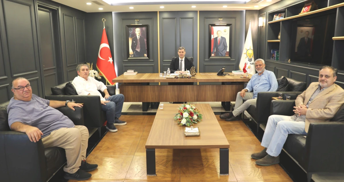 &Ouml;zkan, 'Yerel Medyanın Sorunlarını Yok Sayamayız'