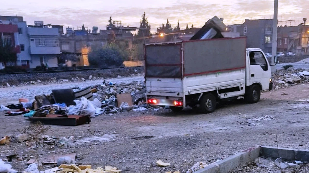Seyhan Belediyesinden Kaçak Moloz Dökümüne Karşı Yoğun Mücadele