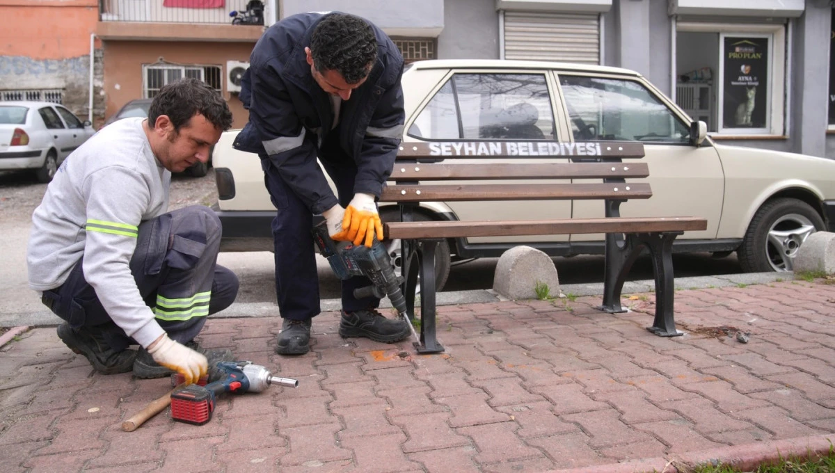 Seyhan&rsquo;da parklar yenileniyor