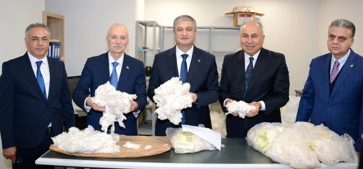 Vali Yavuz&rsquo;dan  Ticaret Borsası&rsquo;na ziyaret