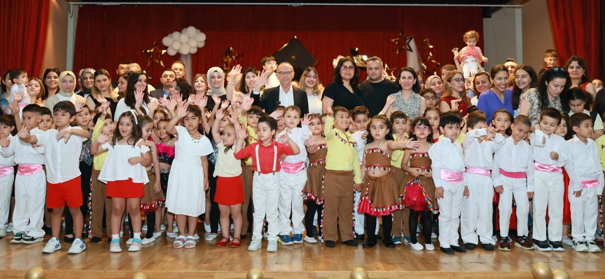 Y&uuml;reğir Belediyesi kreşlerinde mezuniyet coşkusu