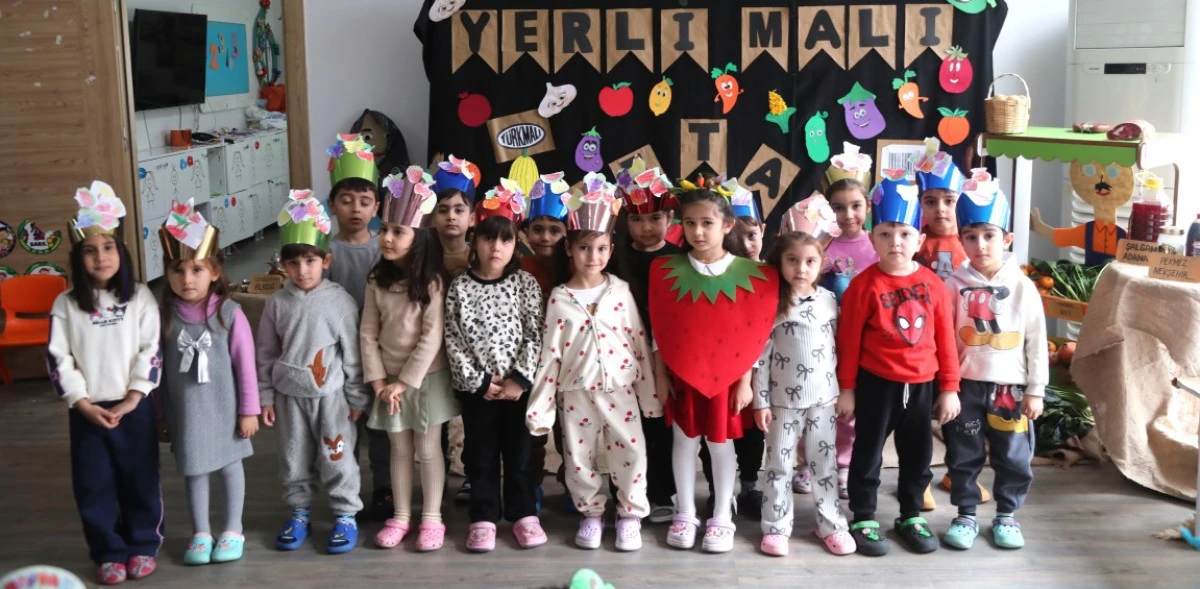 Y&uuml;reğir Belediyesi kreşlerinde yerli malı haftası kutlandı