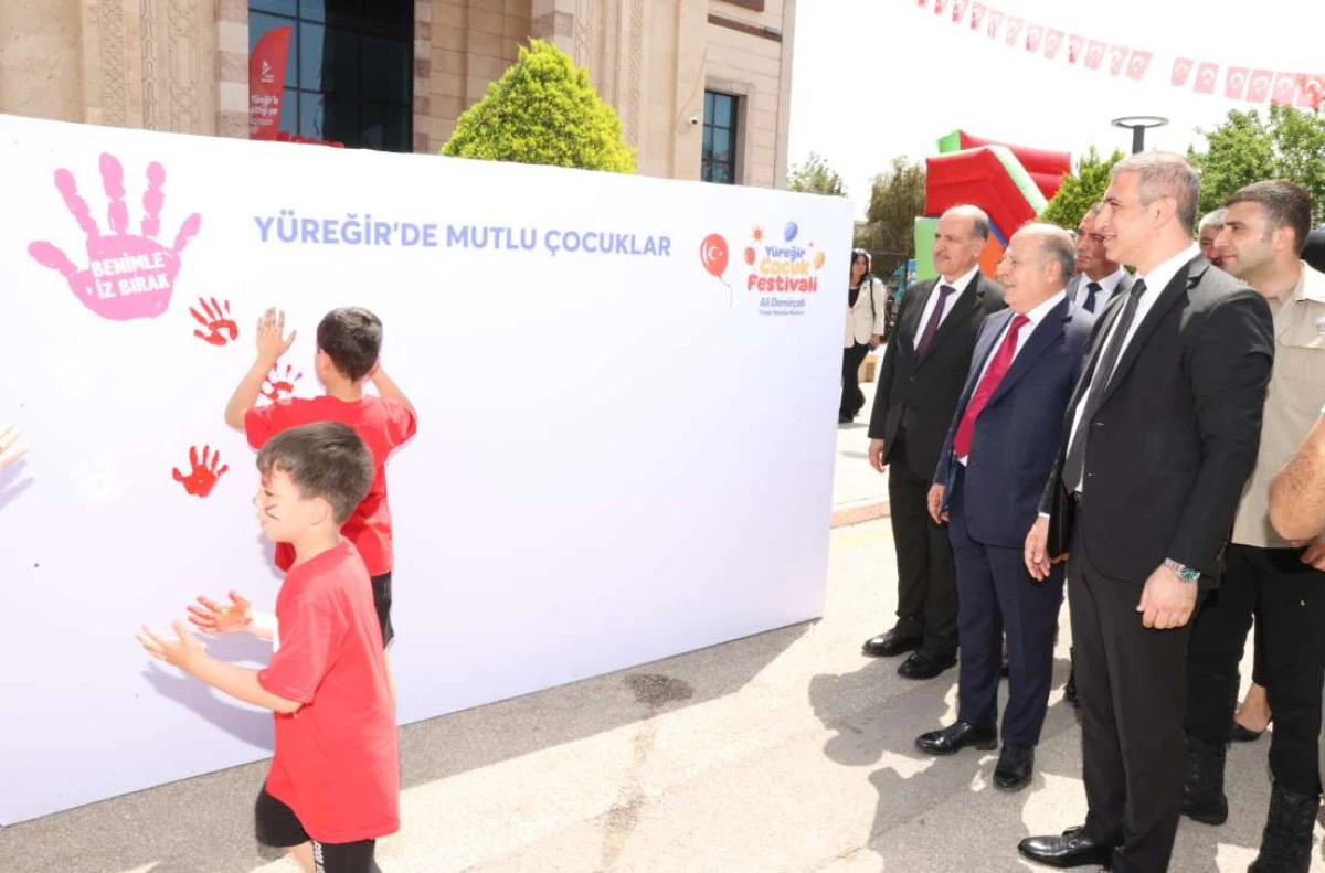 Yüreğir’de coşkulu çocuk festivali